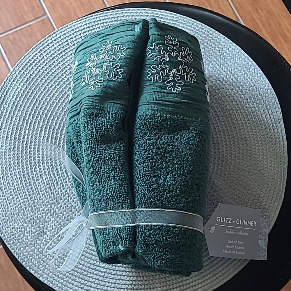 Green Bath Towel
